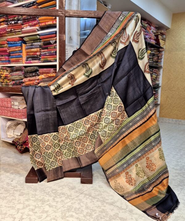 BLOCK PRINT ON ZARI BORDER BISHNUPURI TUSSOR SAREE WITH BLOUSE.