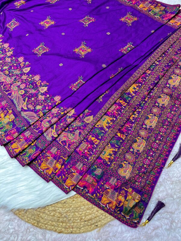 Drape in regal elegance with our Rajwadi silk pashmina saree