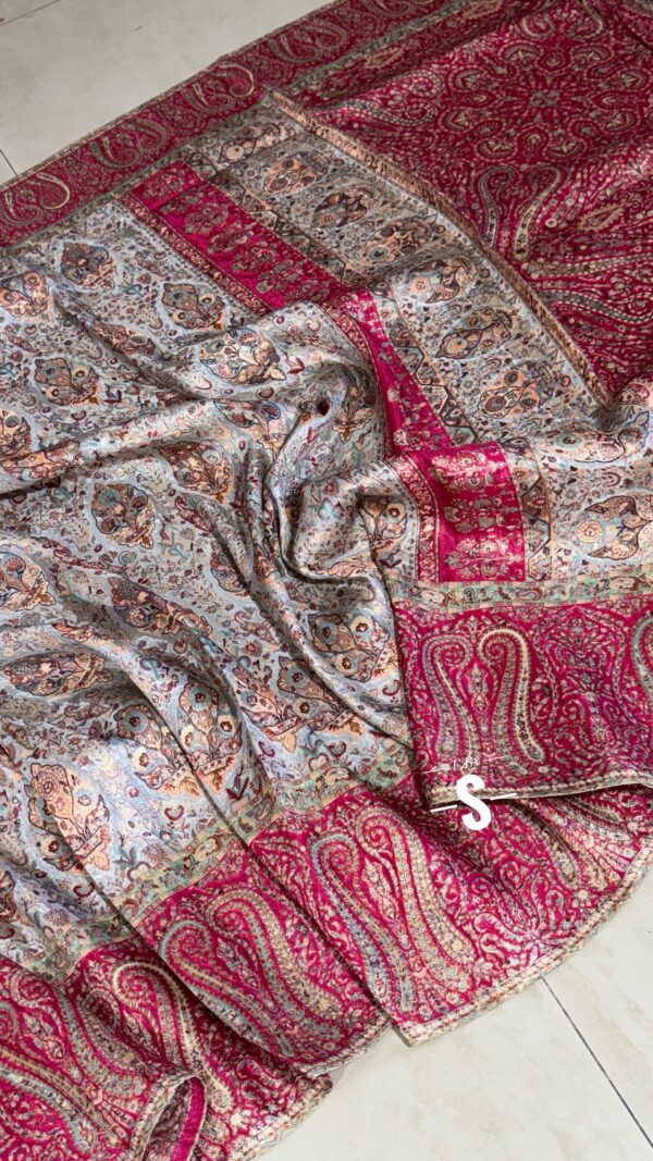 The Exquisite Beauty of Pashmina